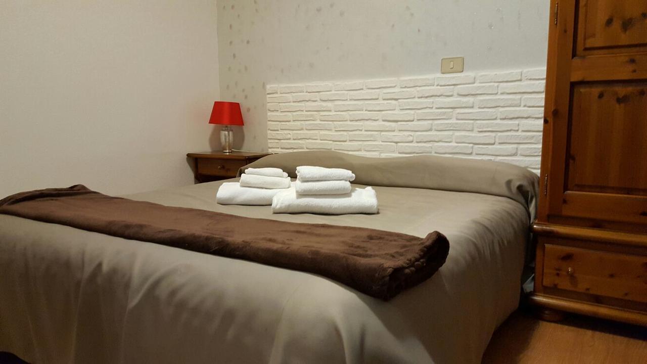 Hotel Calaluna Biella Luaran gambar