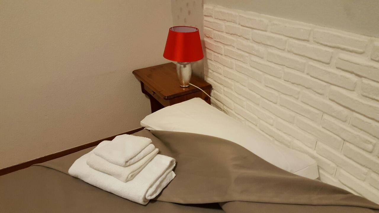 Hotel Calaluna Biella Luaran gambar