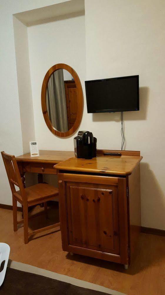 Hotel Calaluna Biella Luaran gambar